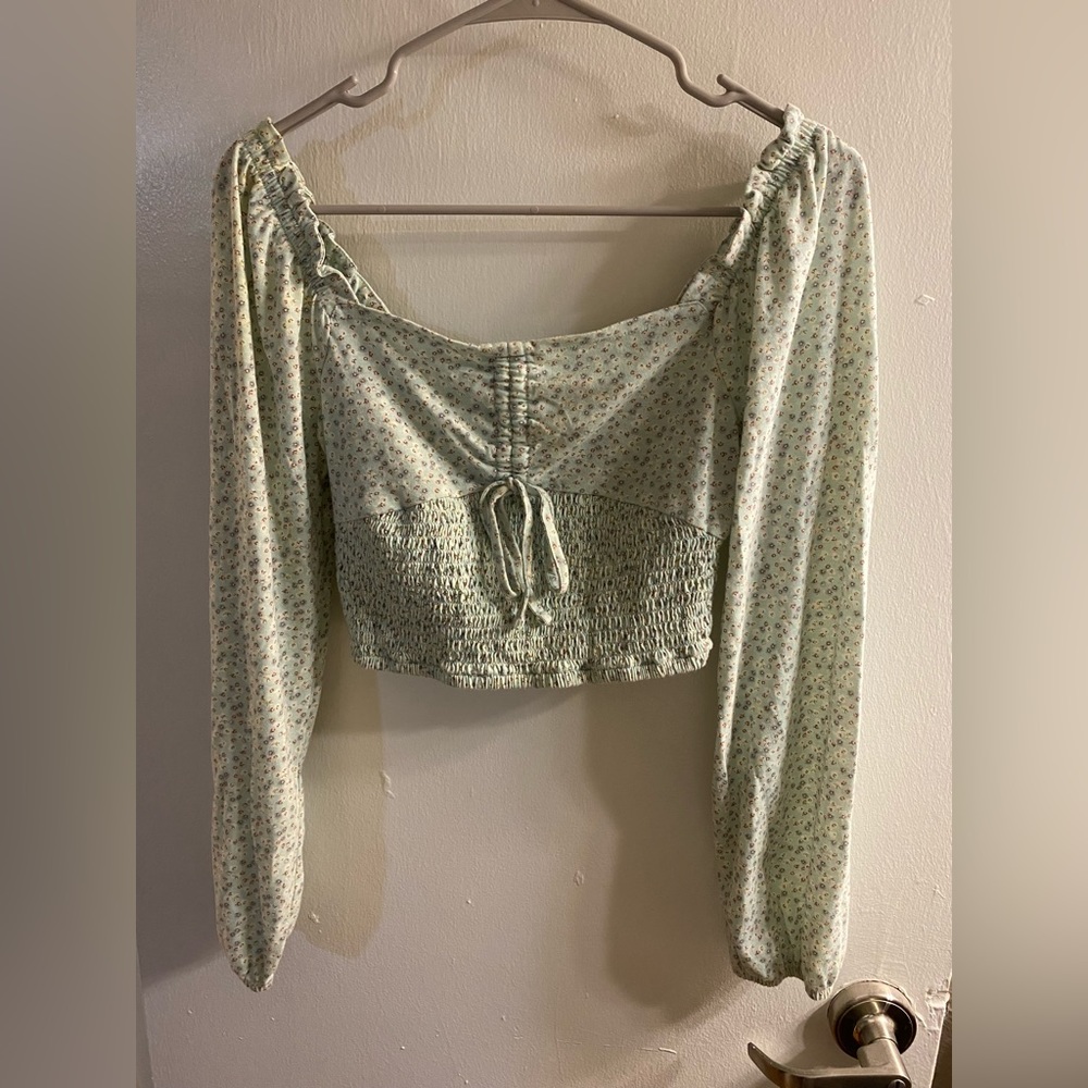 ARIZONA JEAN CO | Size Small | Mint Green Flower Print Long Sleeve Crop Top